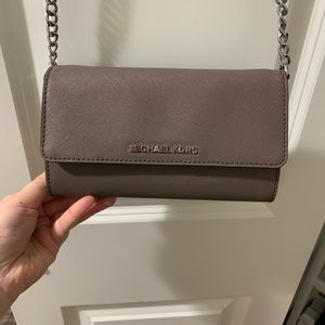 Michael kors messenger bag